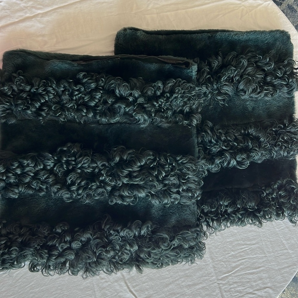 Super rare Gorgeous Tasha Tarno accent pillows in dark green; holiday pillows